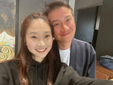 清明假期，文章和女儿小聚！面色微醺很开心，17岁爱马像爸又像妈