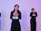 “李唐王朝”组合表演的《心愿便利贴》舞台效果如何，观众的反馈和评价是什么？