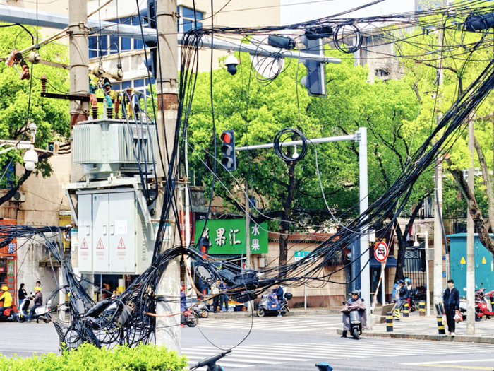 南京西路整治前