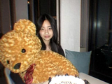 小 S 女儿许老三 14 岁生日！昔日像谐星，如今颜值逆袭撞脸王祖
