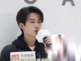 檀健次回应拍摄何不同舟渡 “每天都有很多灵感”