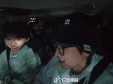 一年驾龄的小宋老师在出发前给大家送上了纪念品