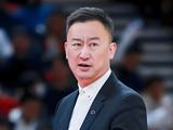 CBA“鬼才”教练！弃用600万顶薪球员，掀翻四冠王 球迷：厉害