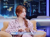 杨超越自己清晰，命运推着她走，老天爷喂饭吃，锦鲤体具象化了