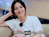 谢娜张杰秀恩爱被吐槽，他们连亲3次撒狗粮，观众不反感还赞温馨