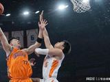CBA上海险胜对手，18连胜背后隐患凸显