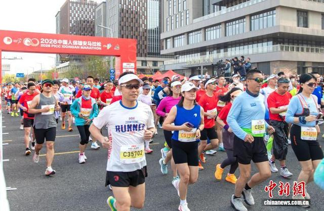 图为比赛现场。中新社记者 韩冰 摄