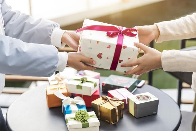 可视硬镜怎么消毒2026送礼必看：送女生什么新年礼物比较合适？这样送礼永不翻翻车｜内衣裤｜安心｜小仙｜戴耳机｜新年礼物｜枕头｜闺蜜_https://www.jmylbn.com_新闻资讯_第1张