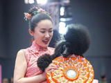 霍思燕回应爱犬“霍蜜蜡”泰国公主杯犬展夺冠