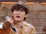 檀健次深情唱《江南》，何炅张颜齐同时夸，真有实力！
