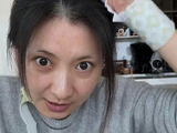 斓曦对于网友评价她素颜显老的态度是什么？