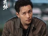 演员秦俊杰在《钢铁森林》中为塑造蒋诚这个角色做出了哪些努力？