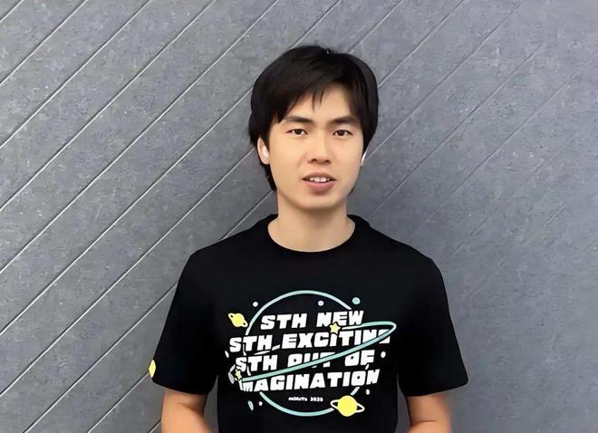 大伟哥交大演讲爆干货，把创业、AI、米哈游都聊透了！|蔡浩宇|上海交通大学|上海市|罗宇皓|游戏_新浪新闻