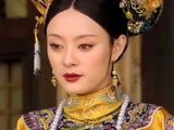 《甄嬛传》导演郑晓龙曾爆料,有一个大佬的女友想演甄嬛