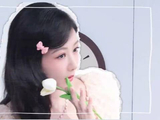 杨紫演绎春日诗意风拂衣袂光落眉眼
