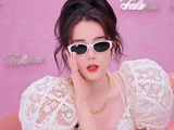 酷酷的热巴，真的Pose随便一摆，都出片啊！