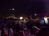 汉密尔顿与卡戴珊现身科切拉音乐节，疑似观看贾斯汀比伯演出