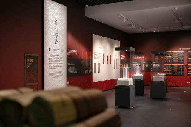 “书香海昏——汉代海昏侯国简牍文化展”展览现场 南昌汉代海昏侯国遗址博物馆 供图
