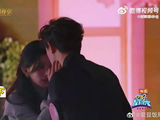 邓凯太真实了，一边无奈吐槽又要跳舞，一边还紧张问自己油不油，又憨又可爱