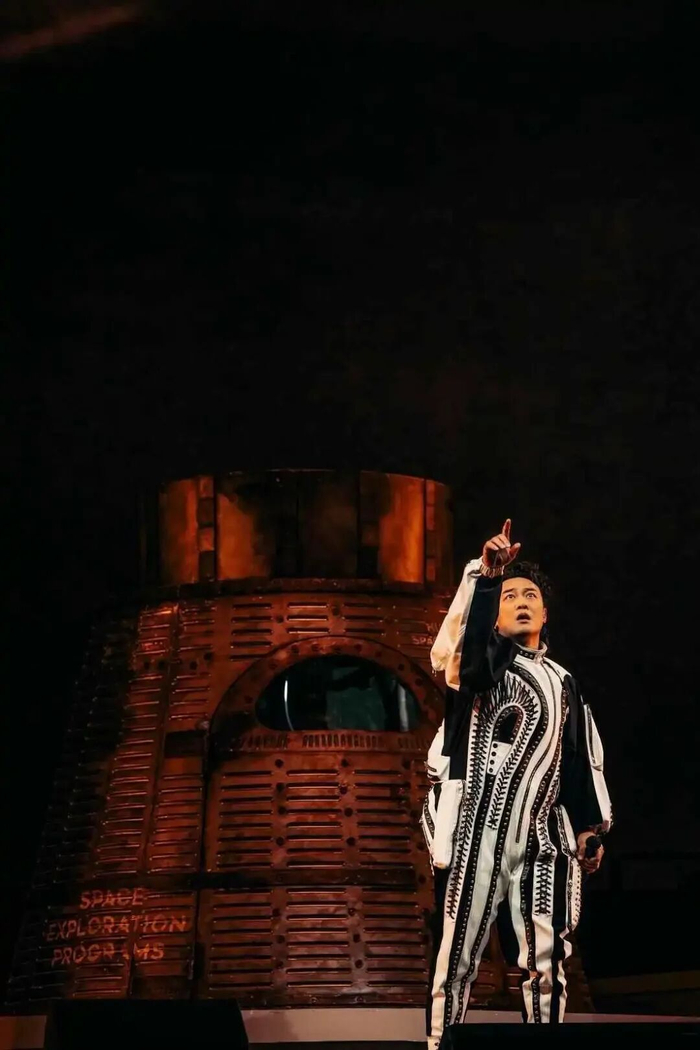 陈奕迅“Fear and Dreams”演唱会