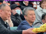 郭士强率领中国男篮教练组观战 辽宁男篮71比76惜败浙江男篮