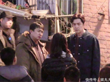 胡歌李沁《人间有味》路透，导演黄磊示范讲戏，现场氛围超好!_片场_剧中_角色