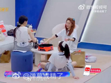 张月为队员安排火锅践行队内承诺