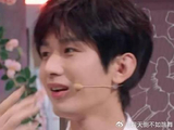 好大的她，想回避都难，成毅上把劲还没过！