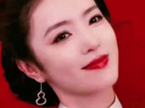 李云霄写真花絮曝光，眉眼明亮神态松弛