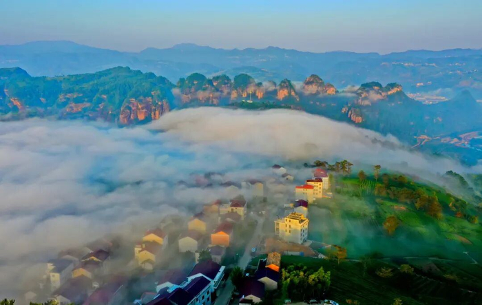 　　十九峰景区