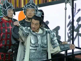 年过半百不逞强！何润东回应亮相“苏超”没骑马原因，坦言10年前必骑马