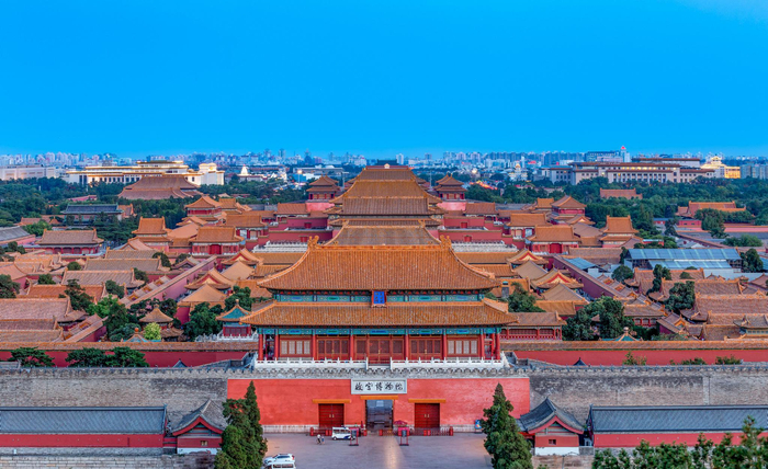 ▲资料图：从景山公园俯瞰故宫。图/新京报