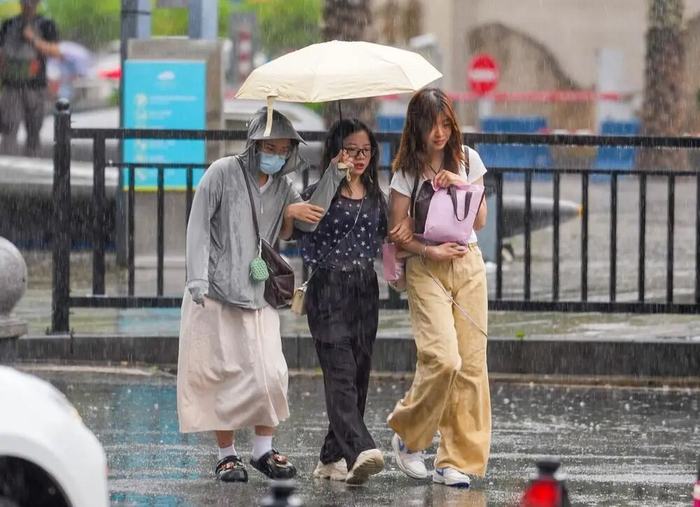 4月20日起广东雷雨天气或再次趋于明显，请公众注意防御。羊城晚报记者 梁怿韬 摄