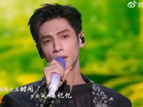 新加坡红星大奖现场演唱《水龙吟》插曲《与你》，排面十足！好帅好听！