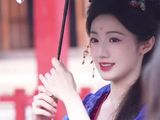 黄羿在新剧《归鸾》中正式杀青啦，你期待她在这部剧中的表现吗？