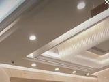 何润东谈演艺生涯直言敢说敬业获赞