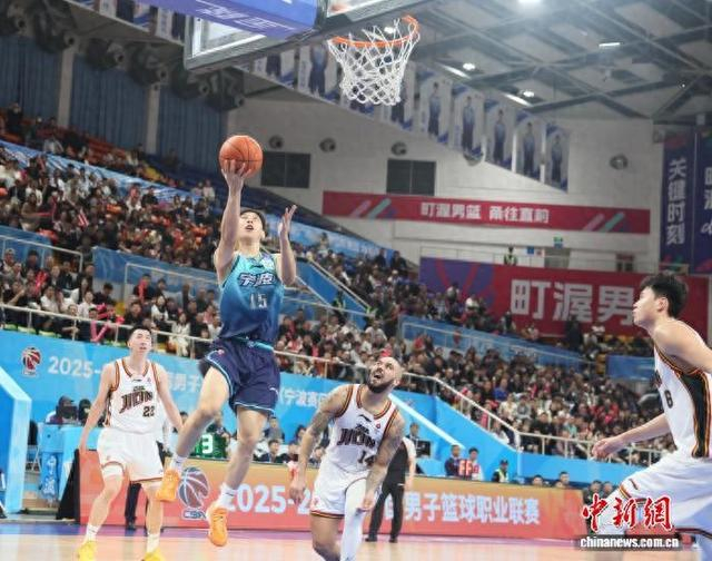 图为比赛中。主办方供图