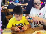 杜江再次撒狗粮，手机屏保竟是霍思燕童年游泳照