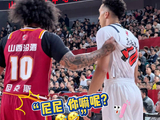 “前NBA发展联盟夺冠队友CBA再重逢”，老七怎么看着憨憨又暖暖的呢