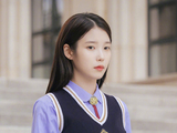 IU本人是如何解释她这种“演穷人就奖励自己演富人”的选剧逻辑的？
