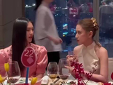 王诗龄与何超莲礼貌互动引关注