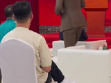 国足主帅邵佳一称留洋对年轻球员成长至关重要