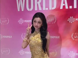 虞书欣非常非常的好看，端庄优雅！