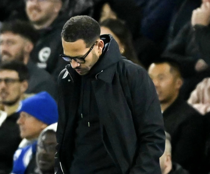 英超：切尔西0-3布莱顿