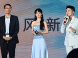 赵丽颖现身浙江，留长卷发颜值回春，手臂肌肉健硕、水蛇腰好抢镜