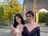 宋慧乔李冰冰同框比心