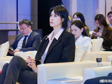 中国女排44岁奥运冠军近照曝光，英姿飒爽，好感姚明被拒至今单身