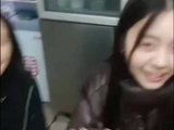 泰国演员郑美恩哈尔滨留学日常打卡中央大街品尝东北美食