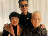 古天乐为妈妈庆生晒合照，逾90岁古爸爸罕露脸，他长得像妈妈