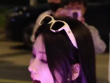 徐洁儿台下真诚温暖获赞